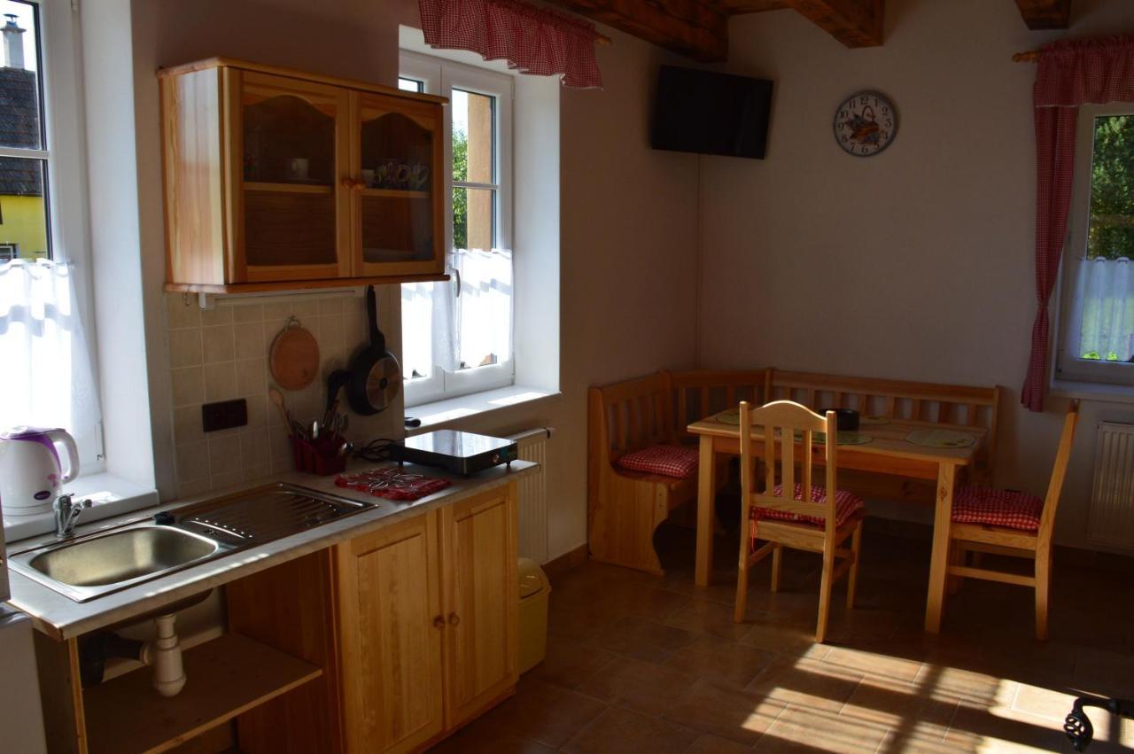 Penzion U Podkovare Třeboň Exterior foto